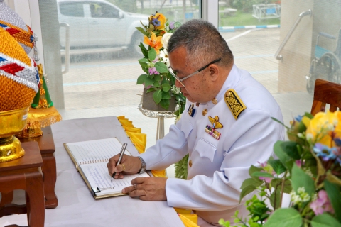 ไฟล์แนบ กปภ.สาขาสมุทรสาคร (พ) จัดพิธีถวายสัตย์ปฏิญาณเพื่อเป็นข้าราชการที่ดีและพลังของแผ่นดิน เนื่องในโอกาสวันเฉลิมพระชนมพรรษา พระบาทสมเด็จพระเจ้าอยู่หัว ประจำปี 2568