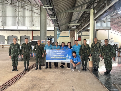 ไฟล์แนบ  กปภ.สาขาตราด ร่วมสนับสนุนน้ำดื่มบรรจุขวดตราสัญลักษณ์กปภ. ให้กับทหารที่ปฏิบัติหน้าที่ดูแลแนวชายแดนไทย  กัมพูชาในพื้นที่จังหวัดตราด  