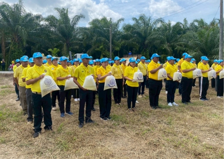 ไฟล์แนบ การประปาส่วนภูมิภาคสาขาเวียงสระ เข้าร่วมกิจกรรมจิตอาสาปล่อยพันธุ์สัตว์น้ำ เพื่อเฉลิมพระเกียรติพระบาทสมเด็จพระเจ้าอยู่หัว เนื่องในโอกาสวันเฉลิมพระชนมพรรษา ๒๘ กรกฎาคม ๒๔๖๘ พร้อมทั้งมอบน้ำดื่มบรรจุขวดตราสัญลักษณ์ กปภ. 