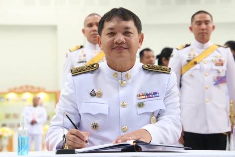 ไฟล์แนบ กปภ.สาขานราธิวาส ร่วมพิธีเจริญพระพุทธมนต์และทำบุญตักบาตรถวายพระราชกุศล พิธีถวายสัตย์ปฏิญาณเพื่อเป็นข้าราชการที่ดีและพลังของแผ่นดิน พิธีศาสนามหามงคล 3 ศาสนา เฉลิมพระเกียรติ และร่วมลงนามถวายพระพร พระบาทสมเด็จพระเจ้าอยู่หัว เนื่องในโอกาสวันเฉลิมพระชนมพรรษา พระบาทสมเด็จพระเจ้าอยู่หัว 28 กรกฎาคม 2568