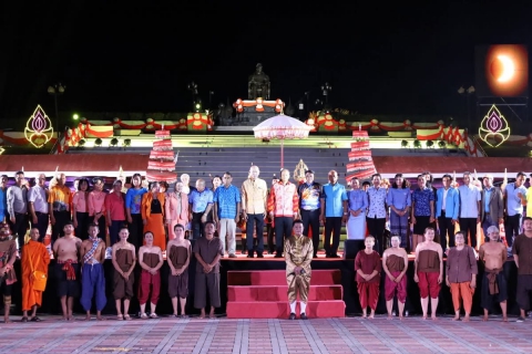 ไฟล์แนบ การประปาส่วนภูมิภาคสาขาประจวบคีรีขันธ์ เข้าร่วมพิธีเปิดงานการแสดง แสง สี เสียง เทิดพระเกียรติพระบาทสมเด็จพระจอมเกล้าเจ้าอยู่หัว 157 ปี สุริยุปราคาเต็มดวง ณ บ้านหว้ากอ