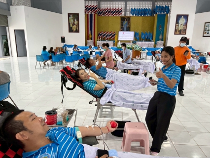 ไฟล์แนบ กปภ.สาขาคลองใหญ่ เข้าร่วมกิจกรรมบริจาคโลหิต พร้อมสนับสนุนน้ำดื่มบรรจุขวดตราสัญลักษณ์ กปภ. ให้กับ ที่ว่าการอำเภอคลองใหญ่