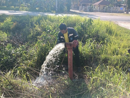 ไฟล์แนบ กปภ.สาขาคลองท่อมดำเนินการเปิดล้างระบายตะกอนในเส้นท่อจ่ายน้ำ (Blow off) ผ่านหัวดับเพลิง