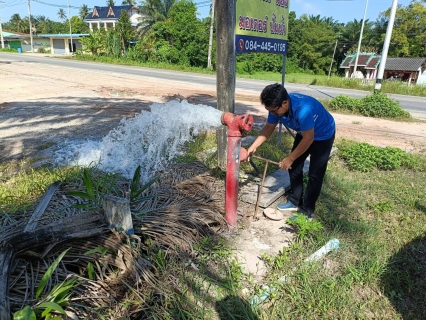 ไฟล์แนบ กปภ.สาขาคลองท่อมดำเนินการเปิดล้างระบายตะกอนในเส้นท่อจ่ายน้ำ (Blow off) ผ่านหัวดับเพลิง