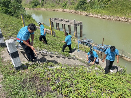 ไฟล์แนบ การประปาส่วนภูมิภาคสาขาพัทลุง จัดกิจกรรมจิตอาสาบำเพ็ญสาธารณประโยชน์และสาธารณกุศล ถวายพระราชกุศล พระบาทสมเด็จพระปรเมนทรมหาอานันทมหิดล พระอัฐมรามาธิบดินทร เนื่องในโอกาสวันพระบรมราชสมภพครบ 100 ปี 20 กันยายน 2568