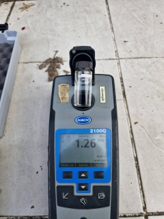 ไฟล์แนบ กปภ.สาขาภูเก็ต นำทีมลงพื้นที่ บริเวณหมู่บ้านสบายวิลเลจ 1 ซอย 6 กะทู้ ตำบลกะทู้ อำเภอกะทู้ จังหวัดภูเก็ต เพื่อดำเนินการตรวจสอบคุณภาพน้ำ