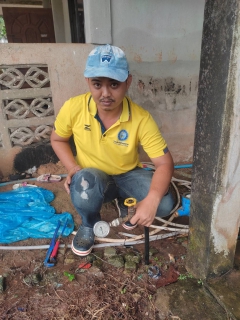 ไฟล์แนบ กปภ.สาขาคลองท่อม นำทีมลงพื้นที่ตรวจวัดแรงดันน้ำหลังมาตร 