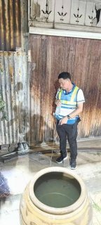 ไฟล์แนบ กปภ.สาขาปราณบุรี ลงพื้นที่ค้นหาท่อแตกรั่ว (ALC) พร้อมตรวจสอบแรงดันน้ำ บริเวณ หมู่ 2 และ หมู่ 4 ต.ปากน้ำปราณ อ.ปราณบุรี จ.ประจวบคีรีขันธ์ เพื่อแก้ไขปัญหาน้ำประปาไหลอ่อน -ไม่ไหลในพื้นที่