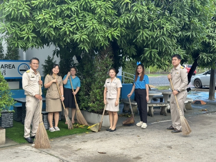 ไฟล์แนบ กปภ.สาขาสมุทรสาคร (พ) จัดกิจกรรมเคารพธงชาติ สวดมนต์ และทำความสะอาดพื้นที่สำนักงาน