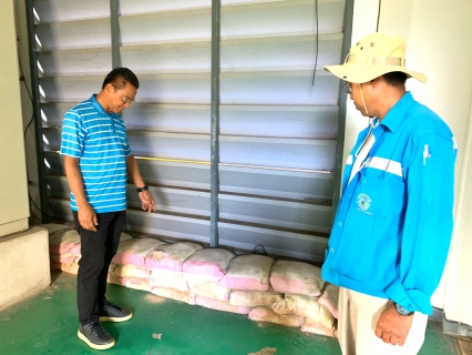 ไฟล์แนบ กปภ.สาขาปทุมธานี(ชั้นพิเศษ) เฝ้าระวังน้ำท่วม จัดทำกระสอบทรายกั้นน้ำ ป้องกันผลกระทบจากน้ำทะเลหนุนสูง