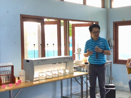 ไฟล์แนบ กปภ.สาขาพัทยา(พ) ต้อนรับคณะดูงานนักเรียนอนุบาล 3 โรงเรียนอนุบาลพร้อมคุณ ส่งเสริมความรู้เรื่องการประหยัดน้ำและสังเกตท่อรั่วเบื้องต้น