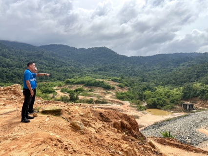 ไฟล์แนบ กปภ.สาขาขลุง ลงพื้นที่สำรวจความคืบหน้า "โครงการอ่างเก็บน้ำห้วยแห้งอันเนื่องมาจากพระราชดำริ"