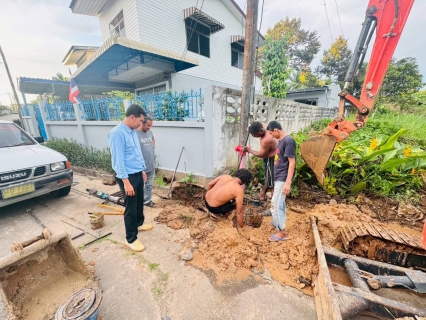 ไฟล์แนบ การประปาส่วนภูมิภาคสาขาอ่าวลึก ลงพื้นที่ออกสำรวจค้นหาท่อแตก  รั่ว ในพื้นที่ อ.อ่าวลึก จ.กระบี่