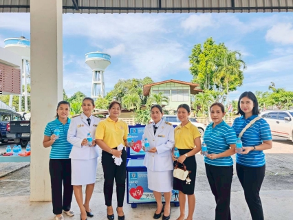 ไฟล์แนบ กปภ.สาขากาญจนดิษฐ์ ร่วมพิธีใส่บาตร และถวายพวงมาลา เนื่องในวันนวมินทรมหาราช วันคล้ายวันสวรรคต พระบาทสมเด็จพระบรมชนกาธิเบศร มหาภูมิพลอดุลยเดชมหาราช บรมนาถบพิตร 