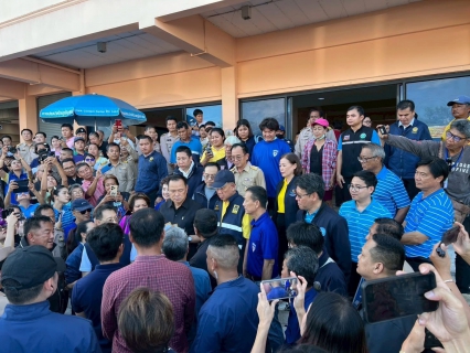 ไฟล์แนบ กปภ.เขต 10 และ กปภ.สาขาตะพานหิน ร่วมต้อนรับ นายกรัฐมนตรี ลงพื้นที่ติดตามสถานการณ์น้ำ ณ อ.ตะพานหิน จ.พิจิตร