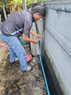 ไฟล์แนบ นายปกรณ์ บัวทอง ผู้จัดการการประปาส่วนภูมิภาคสาขาปากท่อ พร้อมด้วยทีมงานพนักงานในสังกัด เข้าตรวจสอบท่อภายในให้แก่ลูกค้า