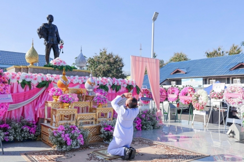 ไฟล์แนบ กปภ.สาขาแม่สอด เข้าร่วมพิธีวางพวงมาลาถวายราชสักการะ เนื่องในวันปิยมหาราช ประจำปี 2568