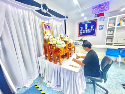 ไฟล์แนบ กปภ.สาขากบินทร์บุรี จัดพิธีถวายความอาลัย และลงนามแสดงความอาลัย  สมเด็จพระนางเจ้าสิริกิติ์ พระบรมราชินีนาถ พระบรมราชชนนีพันปีหลวง