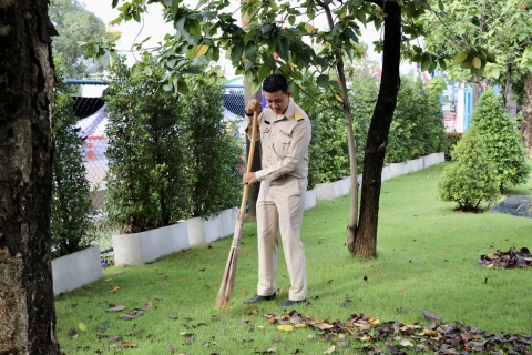 ไฟล์แนบ กปภ.สาขาสมุทรสาคร (พ) จัดกิจกรรมเคารพธงชาติ สวดมนต์ และทำความสะอาดพื้นที่สำนักงาน