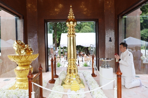 ไฟล์แนบ กปภ.สาขากำแพงเพชร ร่วมพิธีบวงสรวงสมโภชศาลหลักเมือง พร้อมสนับสนุนน้ำดื่ม สร้างความเป็นสิริมงคลแก่ชาวเมือง