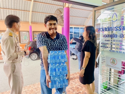 ไฟล์แนบ กปภ.สาขาท่ามะกา สนันสนุนน้ำดื่มตราสัญลักษณ์ กปภ. จำนวน 500 ขวด ให้กับโรงเรียนท่ามะกาวิทยาคม กปภ. โครงการ TO BE NUMBER ONE ของจังหวัดกาญจนบุรี และเปิดห้องศูนย์เพื่อใจ TO BE NUMBER ONE ในวันอังคารที่ 11 พฤศจิกายน 2568 ณ โรงเรียนท่ามะกาวิทยาคม วันจันทร์ ที่ 10 พฤศจิกายน 2568