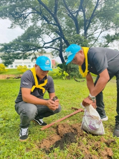 ไฟล์แนบ กปภ.สาขากาญจนบุรี จัดกิจกรรมรวมพลังแห่งความภักดี ปลูกต้นไม้ ถวายเป็นพระราชกุศลแด่ สมเด็จพระนางเจ้าสิริกิติ์ พระบรมราชินีนาถ พระบรมราชชนนีพันปีหลวง