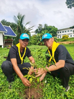 ไฟล์แนบ กปภ.สาขากาญจนบุรี จัดกิจกรรมรวมพลังแห่งความภักดี ปลูกต้นไม้ ถวายเป็นพระราชกุศลแด่ สมเด็จพระนางเจ้าสิริกิติ์ พระบรมราชินีนาถ พระบรมราชชนนีพันปีหลวง