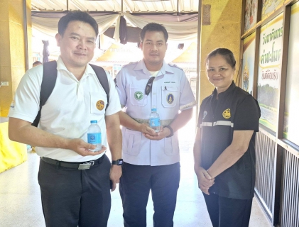 ไฟล์แนบ กปภ.ข.7 และ กปภ.สาขาบ้านดุง ร่วมให้การต้อนรับรัฐมนตรีช่วยว่าการกระทรวงมหาดไทย(มท.4) พร้อมสนับสนุนน้ำดื่มตราสัญลักษณ์ กปภ.