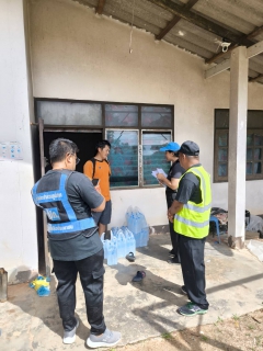 ไฟล์แนบ วันที่ 14 พฤศจิกายน 2568 การประปาส่วนภูมิภาคสาขาเขาชัยสน จัดกิจกรรมเติมใจให้กัน (HOME CARE) ครั้งที่ 2/2569 นำโดย นายณัฐยุทธ โชโต ผจก.กปภ.สาขาเขาชัยสน หัวหน้างาน และพนักงานในสังกัด ลงพื้นที่ประชาสัมพันธ์ งานวางท่อขยายเขตจำหน่ายน้ำ บริเวณซอยธารทิพย์ หมู่ 1 ตำบลควนขนุน อำเภอเขาชัยสน จังหวัดพัทลุง และได้รับคำร้องขอติดตั้งมิเตอร์ประปาเชิงรุก