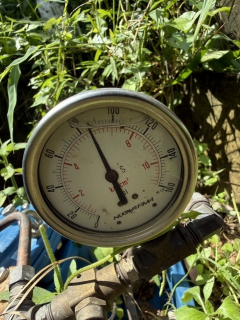 ไฟล์แนบ กปภ.สาขาหลังสวน นำทีมลงพื้นที่สุ่มตรวจวัดแรงดันน้ำ หน้ามาตร ในพื้นที่ ตำบลนาโพธิ์ อำเภอสวี จังหวัดชุมพร