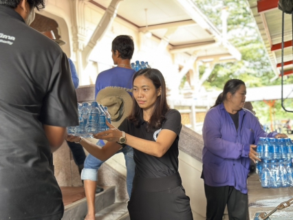 ไฟล์แนบ กปภ.เขต ๓ และกปภ.สาขาในพื้นที่ จ.นครปฐม ร่วมสนับสนุนน้ำดื่มสะอาดแก่ประชาชนผู้เดินทางมากราบถวายบังคมพระบรมศพ สมเด็จพระนางเจ้าสิริกิติ์ พระบรมราชินีนาถ พระบรมราชชนนีพันปีหลวง ณ ลานพุทธมณฑล