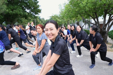 ไฟล์แนบ การประปาส่วนภูมิภาคเขต 6 (กปภ.ข.6) นำโดย นายสมพร นันตะ พร้อมด้วย นายสุประดิษฐ์ จันทร์ดาประดิษฐ์ ผู้ช่วยผู้อำนวยการการประปาส่วนภูมิภาคเขต 6 (วิชาการ) และ นางมนทกานติ์ คมขาว ผู้ช่วยผู้อำนวยการการประปาส่วนภูมิภาคเขต 6 (บริหาร)ตลอดจนผู้อำนวยการกอง หัวหน้างานและพนักงานในสังกัด เข้าร่วมกิจกรรมออกกำลังกาย Sports DAY x PWAปลอดโรค ปลอดภัย กายใจเป็นสุข