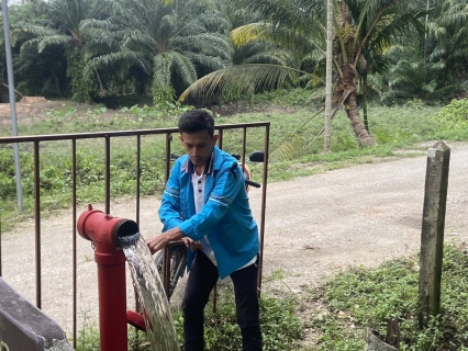 ไฟล์แนบ กปภ.สาขาขนอม ลงพื้นที่ ดำเนินการเปิดล้างตะกอนระบายในเส้นท่อจ่ายน้ำ (Blow off) ผ่านหัวดับเพลิง บริเวณวัดครุฑ ม.9 ขนอม ต.ขนอม จ.นครศรีธรรมราช 