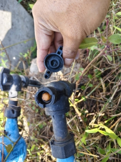 ไฟล์แนบ กปภ.สาขากำแพงเพชร ส่งมิสเตอร์ประปา ตรวจสอบเหตุน้ำไม่ไหล  เร่งแก้ไขแล้วเสร็จ ลูกค้าประทับใจบริการรวดเร็วทันใจ