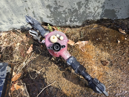 ไฟล์แนบ กปภ.สาขากำแพงเพชร ลงพื้นที่ทันที! แก้ปัญหาน้ำไม่ไหล ขามาตรชำรุด ลูกค้าประทับใจความรวดเร็ว