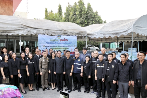 ไฟล์แนบ กปภ.สาขาสมุทรสาคร (พ) ร่วมปล่อยขบวนส่งมอบสิ่งของช่วยเหลือผู้ประสบภัยภาคใต้