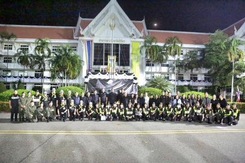 ไฟล์แนบ การประปาส่วนภูมิภาคสาขาพิจิตร เข้าร่วมพิธีส่งประชาชนในการเดินทางเข้าเฝ้าฯ กราบถวายบังคมพระบรมศพ สมเด็จพระนางเจ้าสิริกิติ์ พระบรมราชินีนาถ พระบรมราชชนนีพันปีหลวง