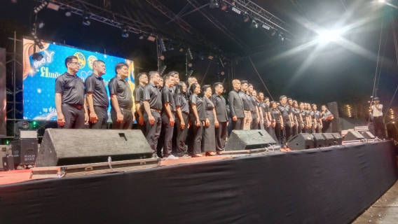 ไฟล์แนบ กปภ.สาขาเดิมบางนางบวช                              เข้าร่วมพิธีเปิดงานโครงการปกป้องสถาบัน สันติ สามัคคี "ฅนเดิมบาง รวมใจภักดิ์ รักในหลวง" อำเภอเดิมบางนางบวช ครั้งที่ 21