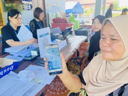 ไฟล์แนบ การประปาส่วนภูมิภาคสาขากระบี่ "จัดกิจกรรม โครงการเติมใจให้กัน มุ่งมั่น เพื่อปวงชน" ออกหน่วยบริการรับชำระค่าติดตั้งประปาใหม่ ณ ที่ทำการผู้ใหญ่บ้าน หมู่ 6 ตำบลตลิ่งชัน อำเภอเหนือคลอง จังหวัดกระบี่