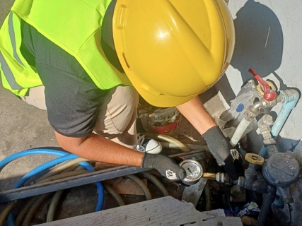 ไฟล์แนบ กปภ.สาขาระนอง ลงพื้นที่ตรวจวัดแรงดันน้ำ ตามโครงการ ผู้ใช้น้ำมั่นใจ กปภ.เช็คชัวร์