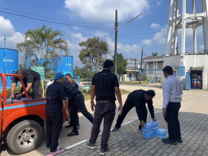 ไฟล์แนบ กปภ.สาขาหลังสวน สนับสนุนน้ำดื่มบรรจุขวดตราสัญลักษณ์ กปภ. เพื่อแก้ปัญหาความเดือดร้อนของประชาชนในพื้นที่ประสบสาธารณภัย อุทกภัย อำเภอหลังสวน จังหวัดชุมพร