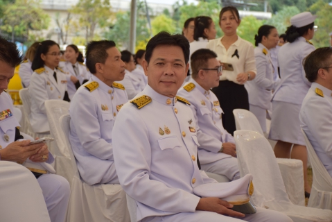 ไฟล์แนบ กปภ.สาขาระยอง ร่วมพิธีเจริญพระพุทธมนต์ ทำบุญตักบาตรถวายพระราชกุศล และวางพานพุ่มดอกไม้ถวายราชสักการะ เนื่องในวันคล้ายวันพระบรมราชสมภพ พระบาทสมเด็จพระบรมชนกาธิเบศร มหาภูมิพลอดุลยเดชมหาราช บรมนาถบพิตร วันชาติ และวันพ่อแห่งชาติ