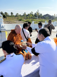 ไฟล์แนบ กปภ.สาขานราธิวาส ร่วมพิธีเจริญพระพุทธมนต์ทำบุญตักบาตร และพิธีวางพานพุ่มดอกไม้ถวายราชสักการะ ถวายพระราชกุศล เนื่องในวันคล้ายวันพระบรมราชสมภพพระบาทสมเด็จพระบรมชนกาธิเบศร มหาภูมิพลอดุลยเดชมหาราช บรมนาถบพิตร วันชาติ และ วันพ่อแห่งชาติ 5 ธันวาคม 2568