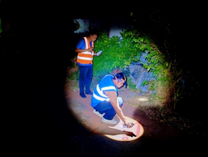 ไฟล์แนบ การประปาส่วนภูมิภาคสาขาบ้านไผ่ ทำการออกสำรวจหาท่อแตกรั่ว โดยวิธี Passive Control 