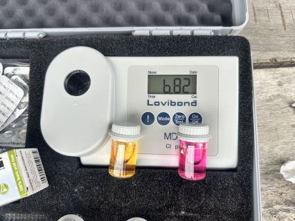 ไฟล์แนบ กปภ.สาขาหลังสวน สุ่มตรวจวิเคราะห์คุณภาพน้ำ ประจำเดือนธันวาคม 2568 บริเวณพื้นที่ ชุมชนปากน้ำหลังสวน ตำบลปากน้ำ อำเภอหลังสวน จังหวัดชุมพร