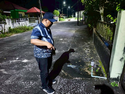 ไฟล์แนบ กปภ.สาขาตะกั่วป่า ดำเนินงานตามแผนบริหารจัดการน้ำสูญเสียเชิงรุก ทำ Step Test ลงพื้นที่เดินเท้าหาท่อแตกรั่ว พร้อมซ่อมปิดจุด เพื่อลดการเกิดน้ำสูญเสีย