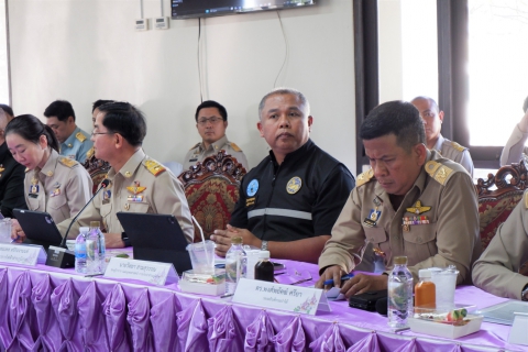 ไฟล์แนบ รปก.3 พร้อมด้วย คณะผู้บริหาร กปภ.เขต 1 ร่วมให้การต้อนรับ ราชเลขานุการในพระองค์ฯ และคณะ ลงพื้นที่ติดตามความก้าวหน้าโครงการพัฒนาพื้นที่เกาะสีชัง