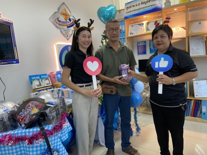 ไฟล์แนบ คริสต์มาสนี้มีแต่รอยยิ้ม! ลูกค้าแห่ร่วมกิจกรรม กปภ.สาขากำแพงเพช คึกคัก จ่ายค่าน้ำปุ๊บ ลุ้นรับโชคปีใหม่ 2026 ทันที