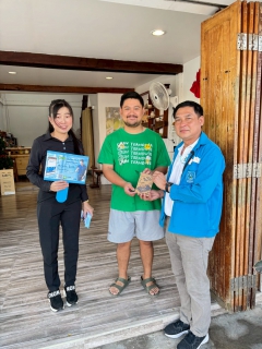 ไฟล์แนบ กปภ.สาขาปราณบุรี จัดกิจกรรมเติมใจให้กัน พร้อมด้วยดำเนินโครงการอาสาดูแลประปาเพื่อปวงชน ลงพื้นที่ออกหน่วยประชาสัมพันธ์เชิงรุก สร้างความเชื่อมั่นด้านคุณภาพ และบริการการแนะนำการชำระค่าน้ำออนไลน์ ณ หมู่ที่ 2 ตำบลปากน้ำปราณ อำเภอปราณบุรี จังหวัดประจวบฯ