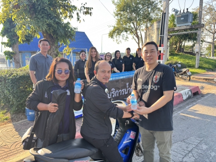 ไฟล์แนบ กปภ.สาขาตาก ร่วมงานประเพณีงานตากสินมหาราชานุสรณ์จังหวัดตาก ประจำปี 2568-2569 พร้อมสนับสนุนน้ำดื่มได้บรรจุขวดตราสัญลักษณ์ กปภ. ให้แก่ผู้เข้าร่วมเดินขบวนแห่เทิดพระเกียรติสมเด็จพระเจ้าตากสินมหาราช